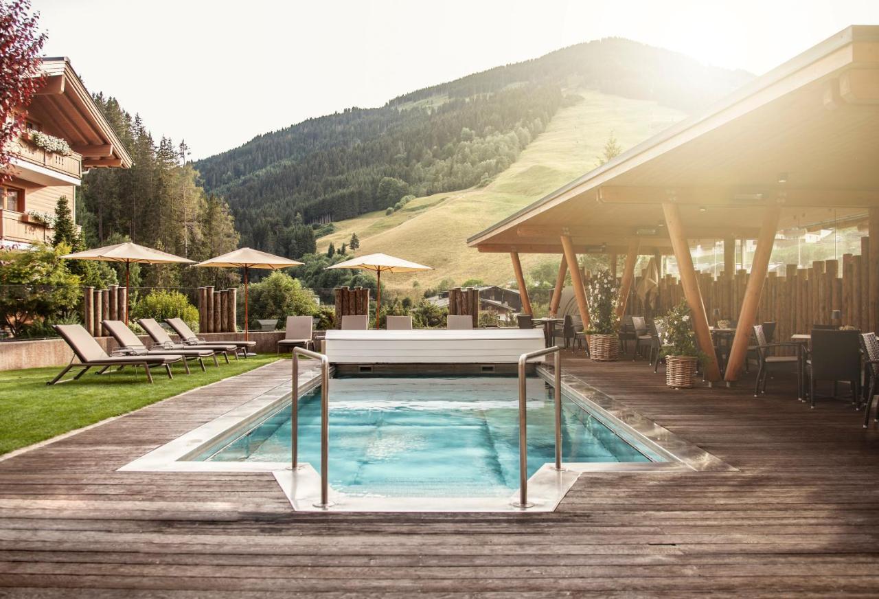 Hotel Sonnegg Saalbach-Hinterglemm Exterior foto